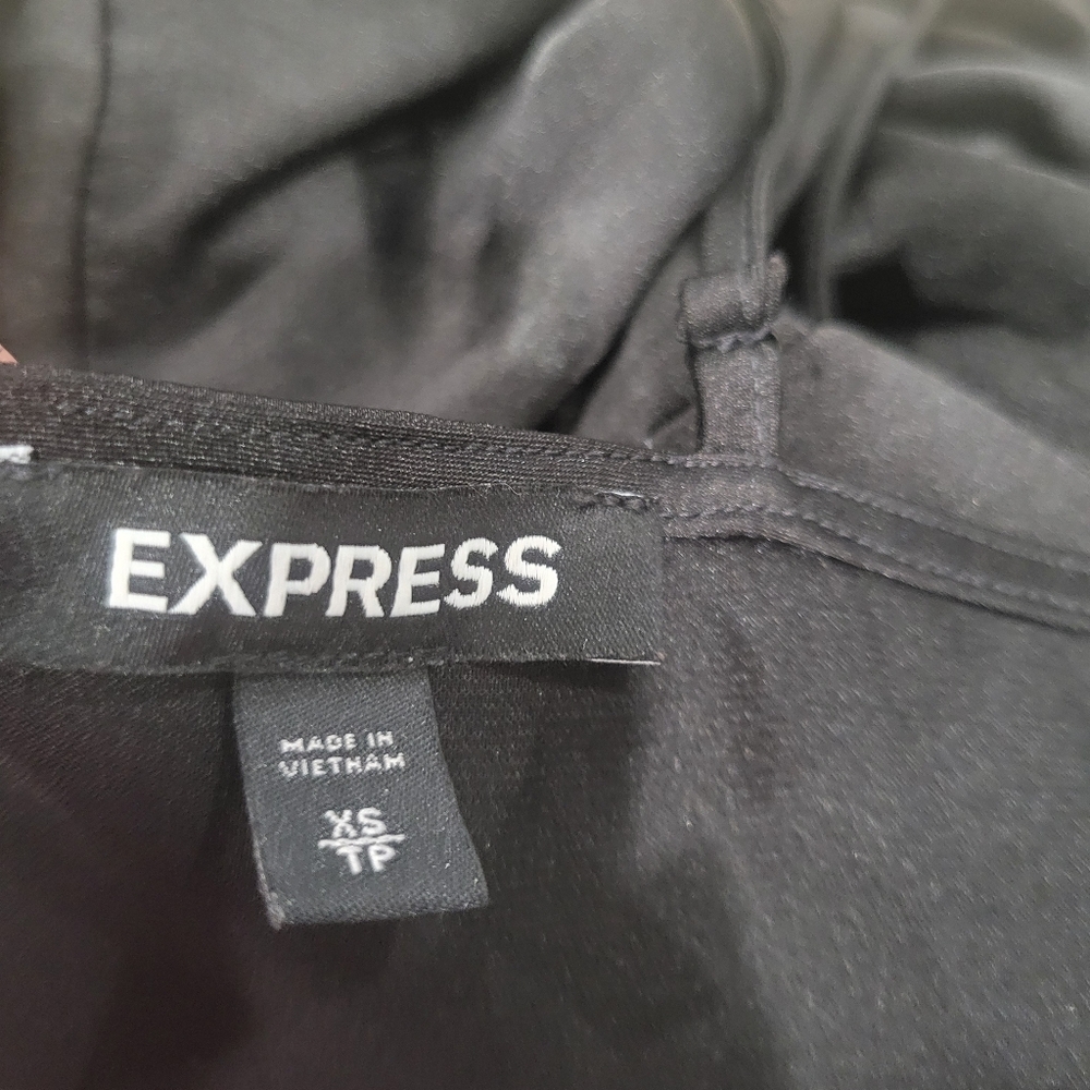 Express Black Satin Belted Cowl Neck Wide Leg Jumpsuit Size XS - Picture 4 of 5